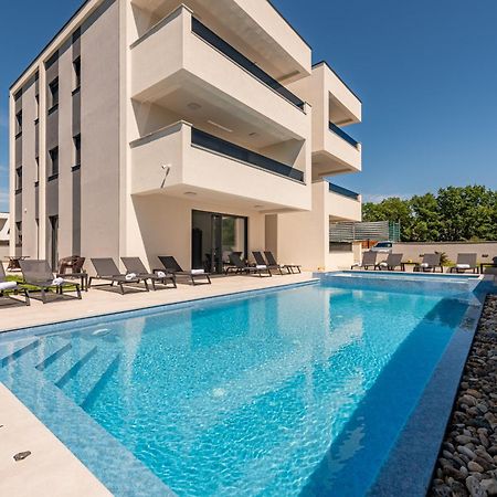 Apartments Menalo Elegance Затон Екстериор снимка