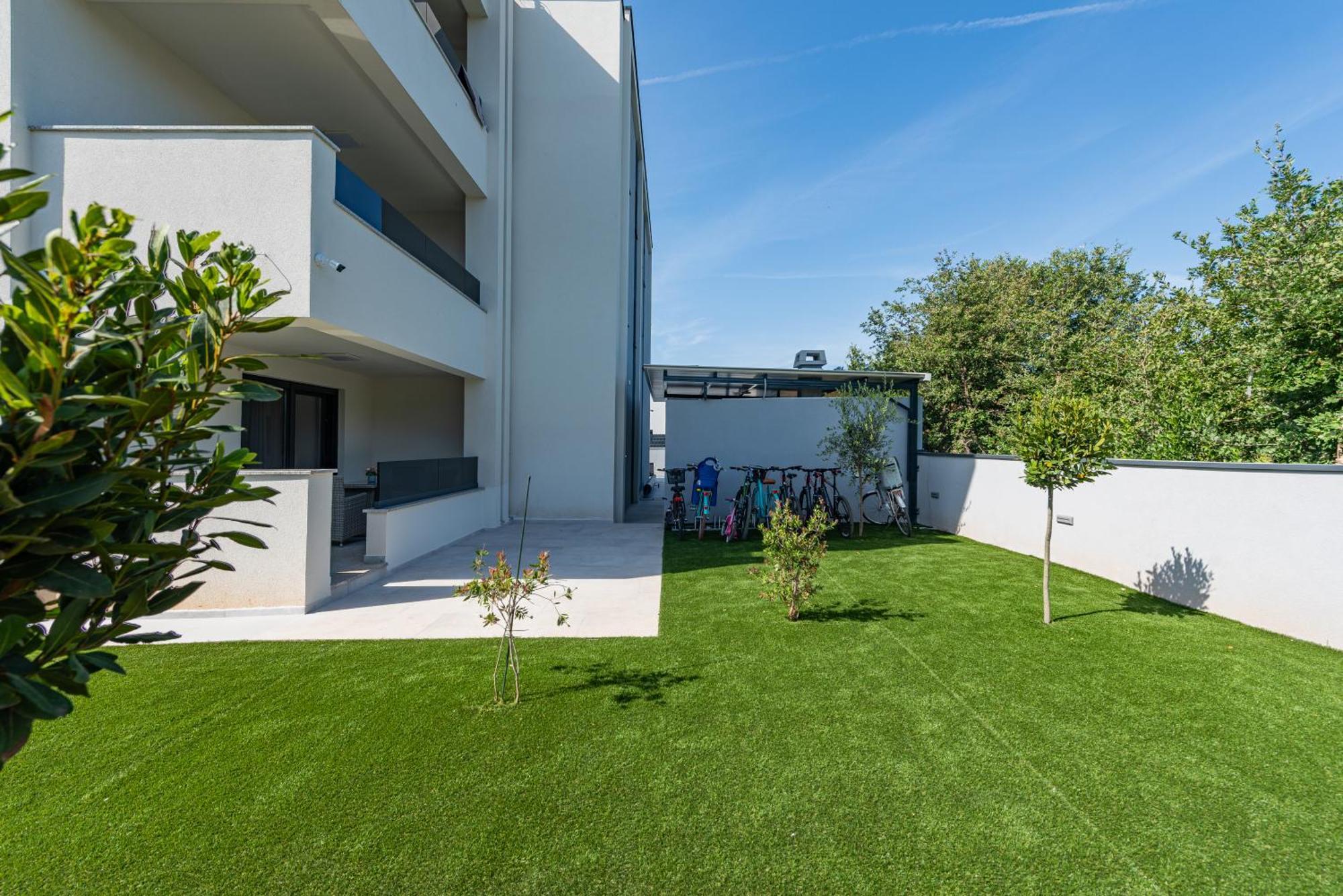 Apartments Menalo Elegance Затон Екстериор снимка