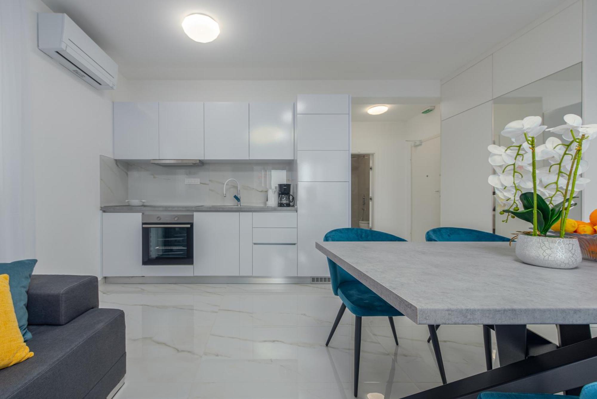 Apartments Menalo Elegance Затон Екстериор снимка