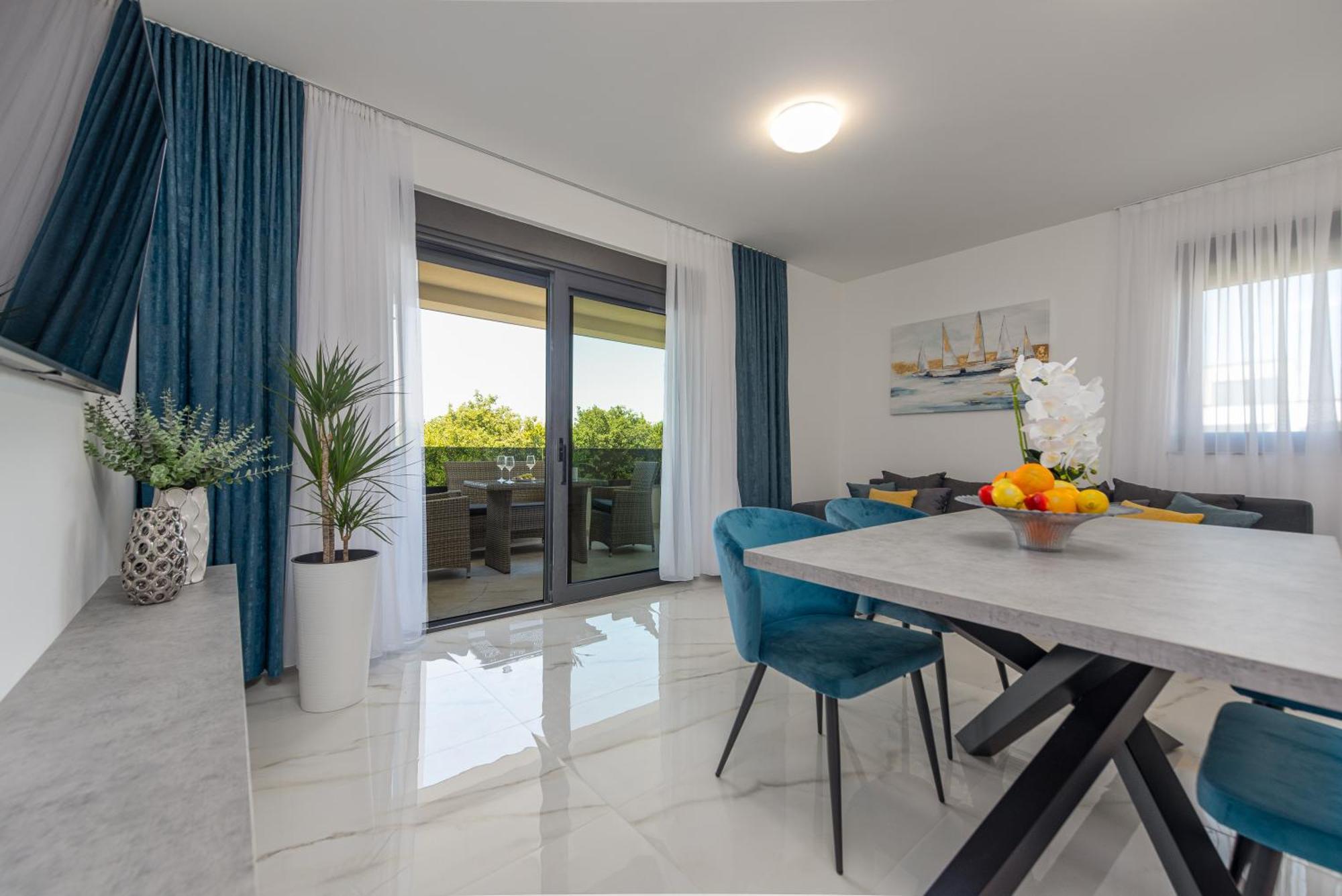 Apartments Menalo Elegance Затон Екстериор снимка