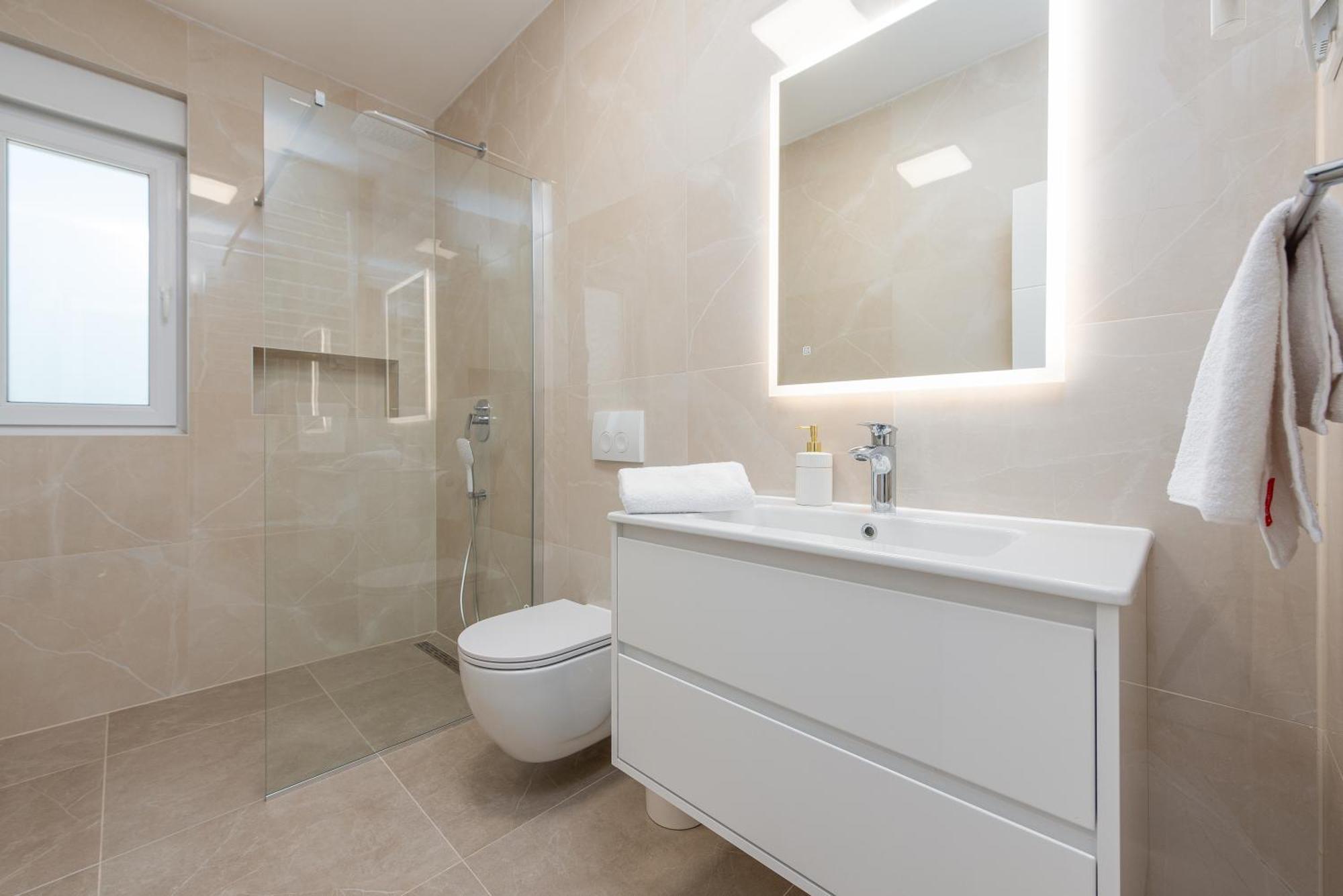 Apartments Menalo Elegance Затон Екстериор снимка