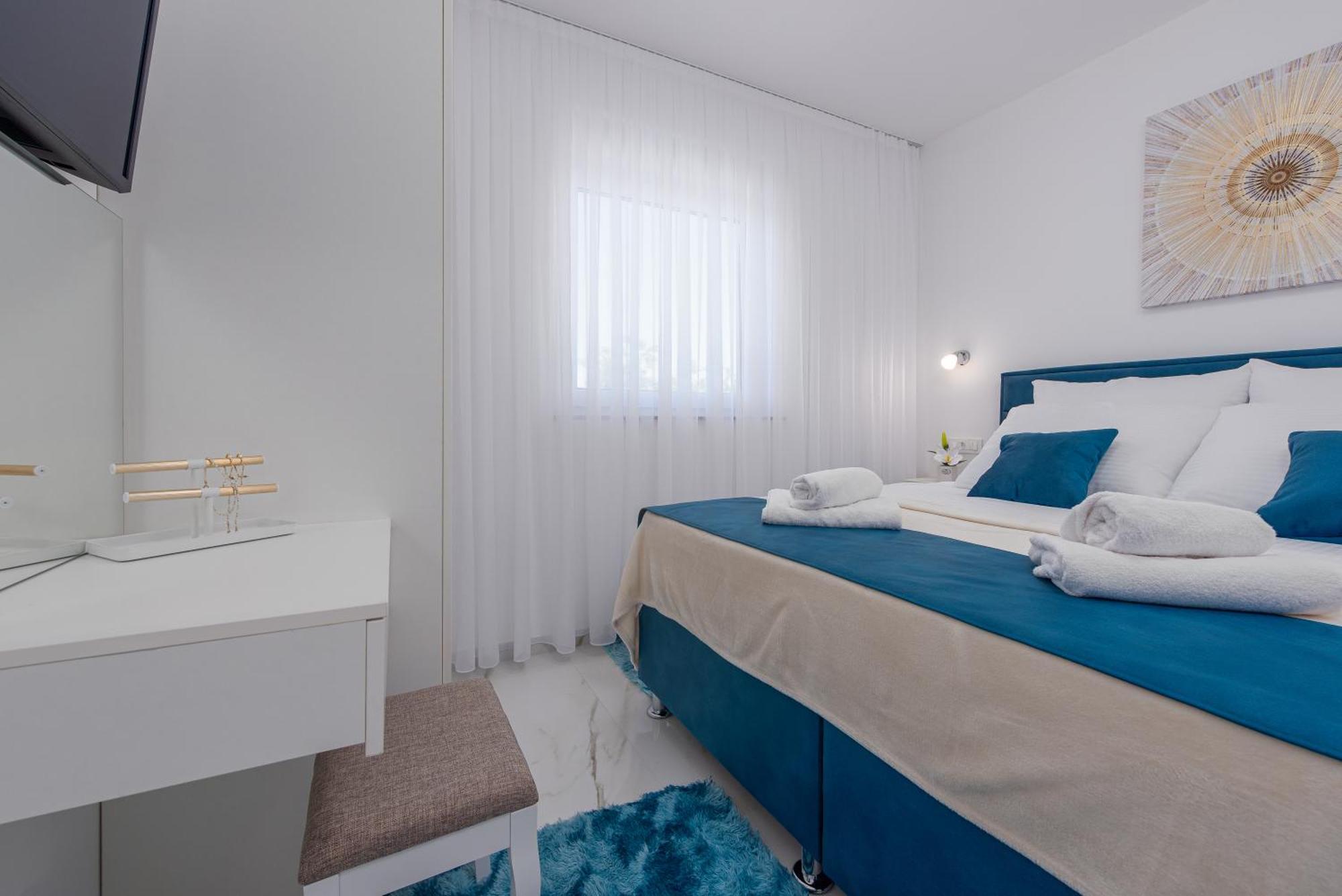 Apartments Menalo Elegance Затон Екстериор снимка