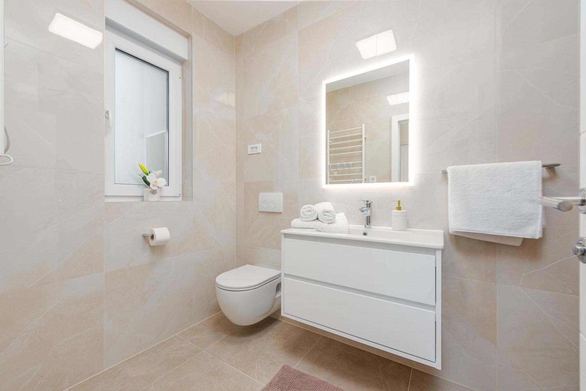 Apartments Menalo Elegance Затон Екстериор снимка