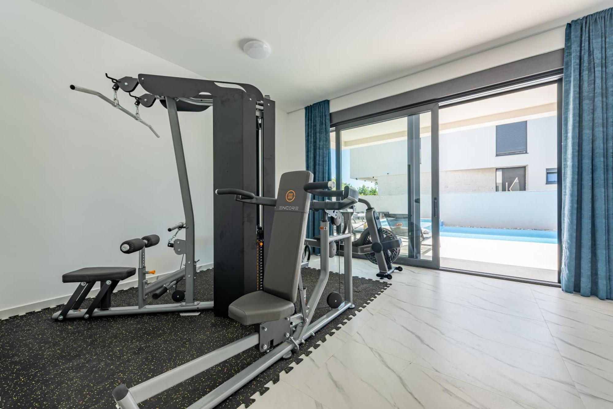 Apartments Menalo Elegance Затон Екстериор снимка
